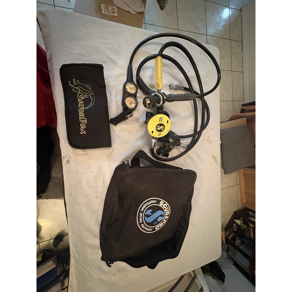 Scubapro MK2 Scuba Diving Regulator Set 1st 2nd Stage Gauge Case